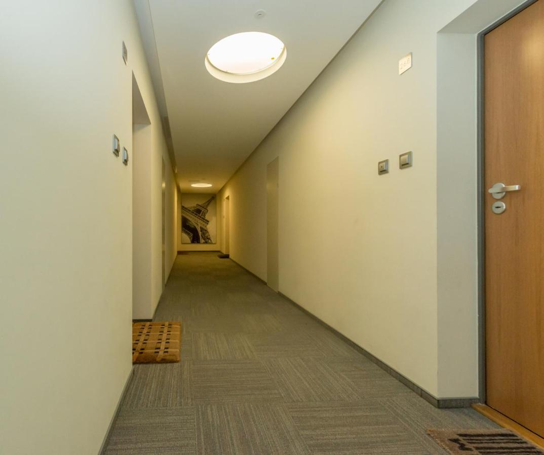 Gdanski Business Center Apartments Warschau Buitenkant foto